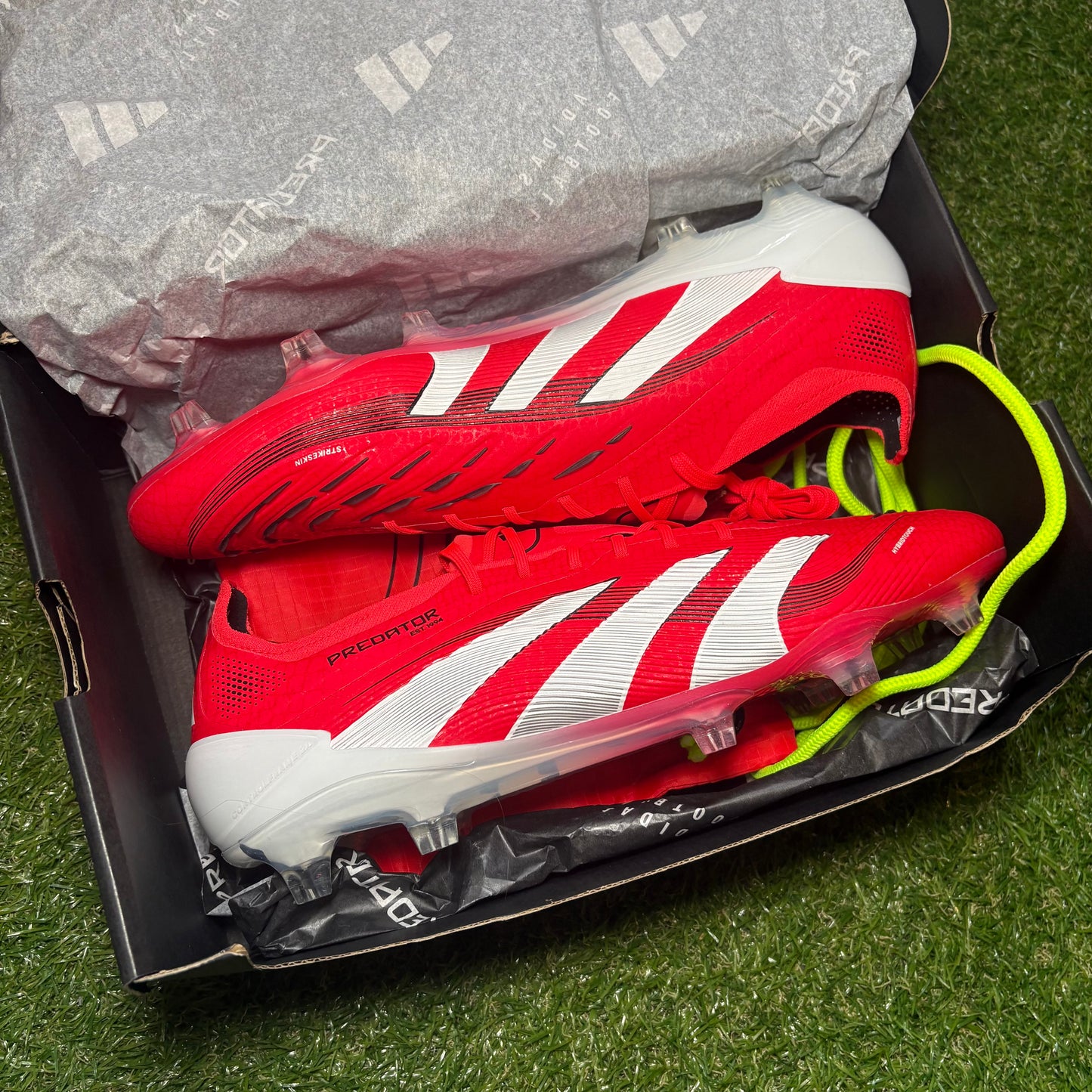 Adidas Predator Elite FG - UK 8.5/9/10.5/11.5/12