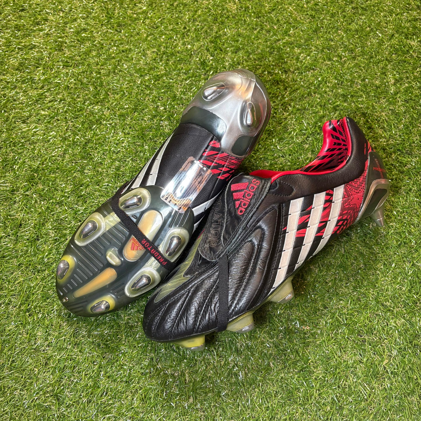 Adidas Predator Powerswerve Champions League SG - UK 11