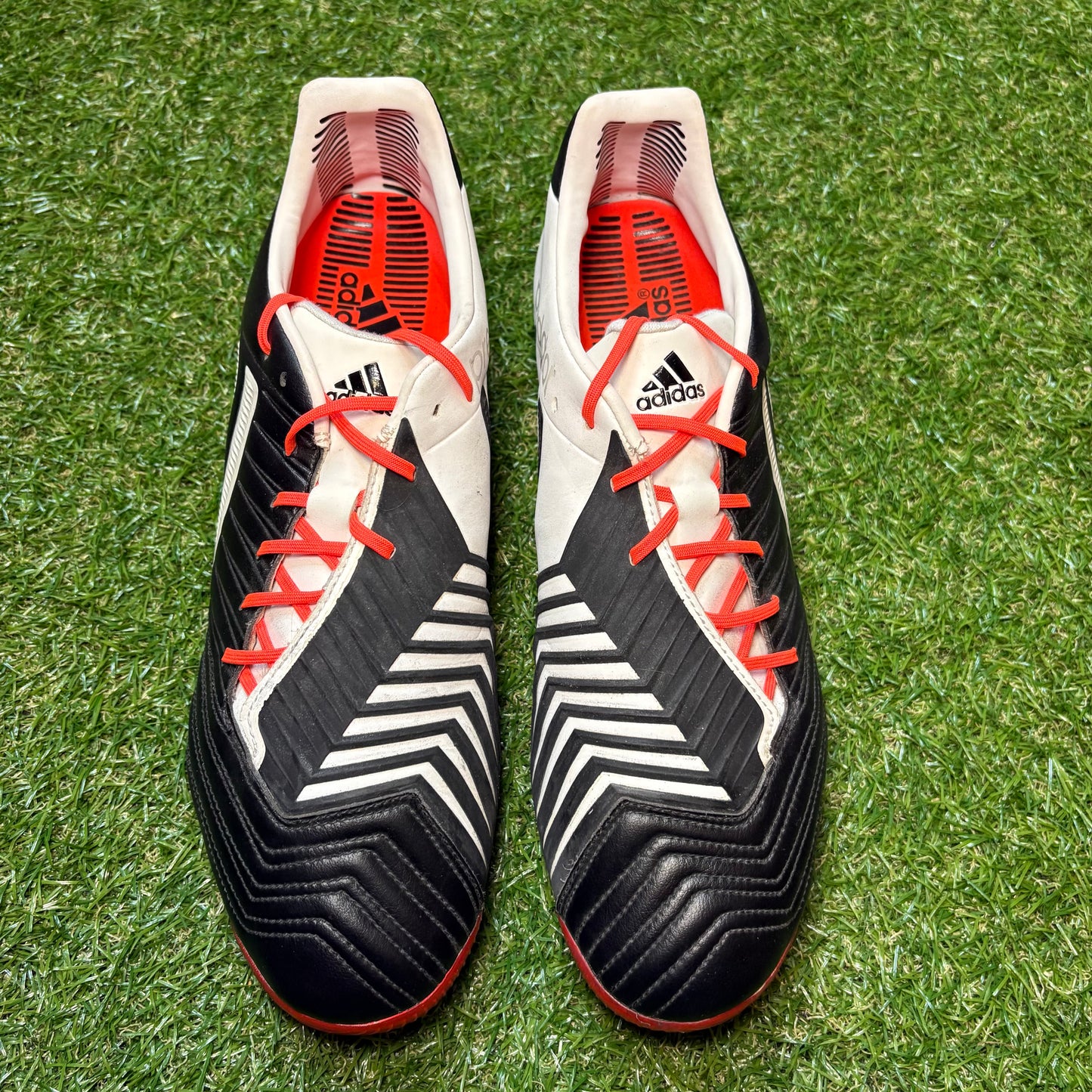Adidas Predator Incurza AG - Uk 8.5
