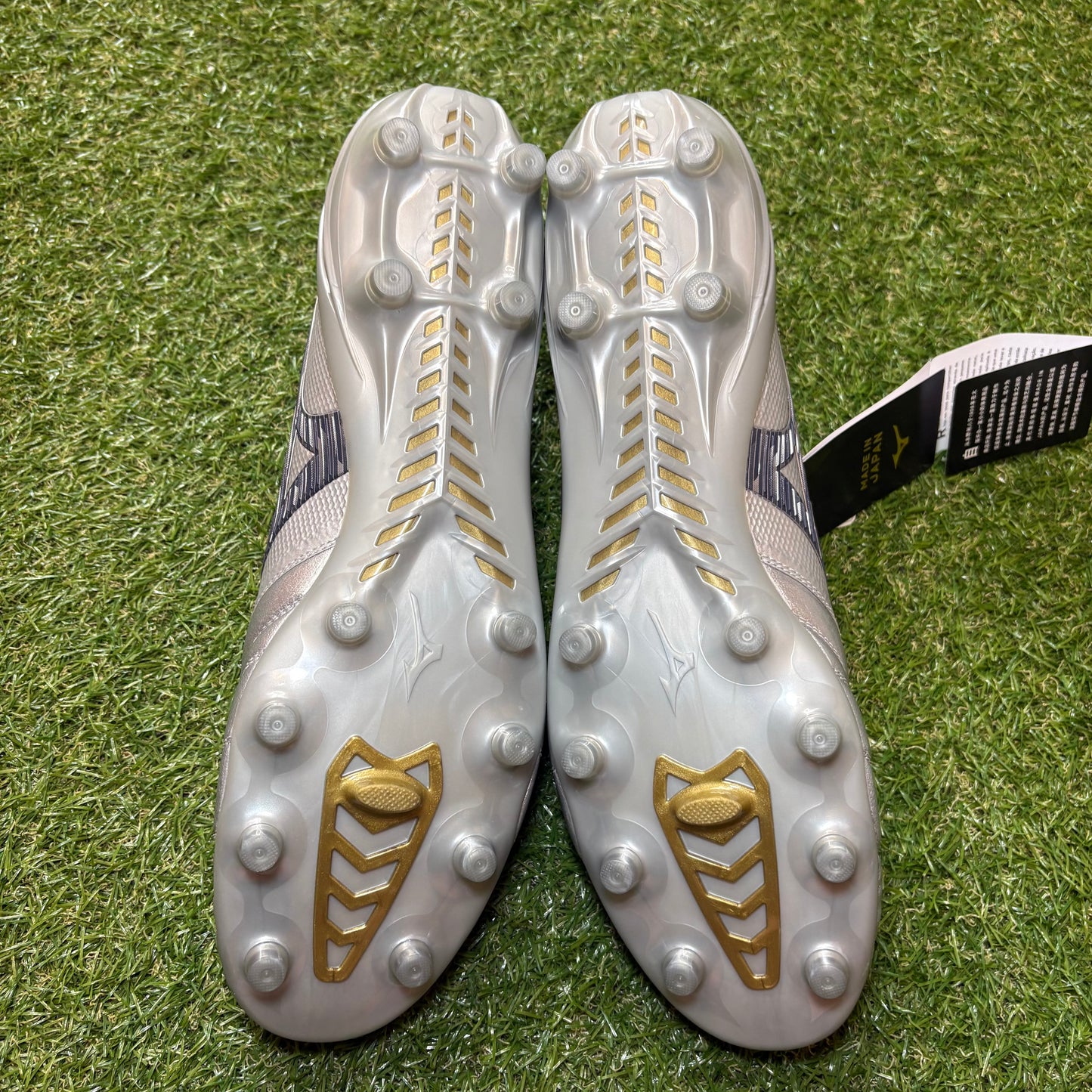 Mizuno Morelia Neo IV Beta Made in Japan FG - UK 12