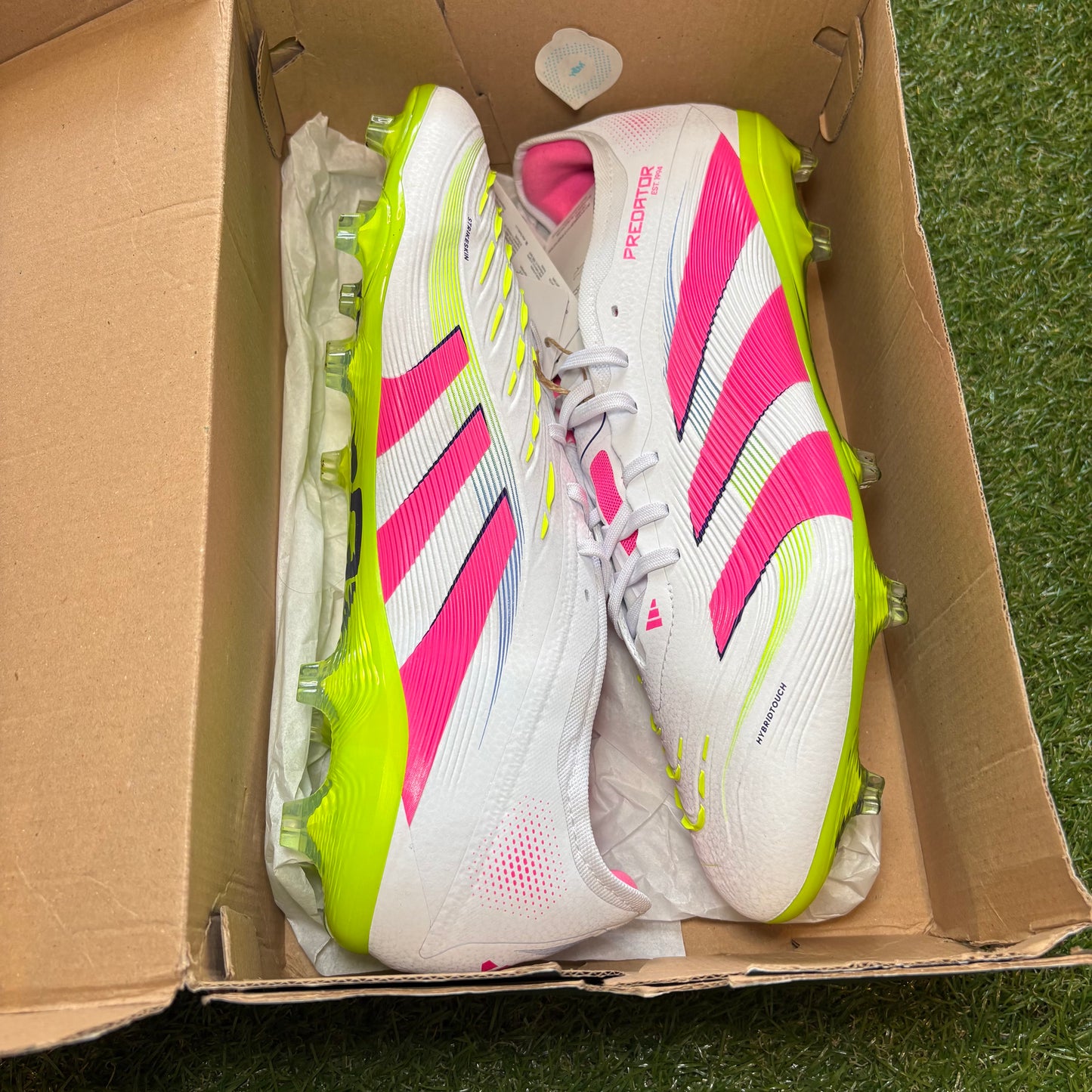 Adidas Predator Pro FG - UK 12