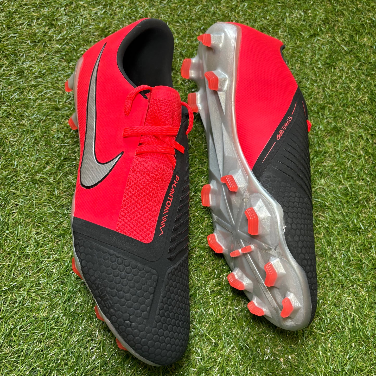 Nike Phantom Venom Pro - UK 9