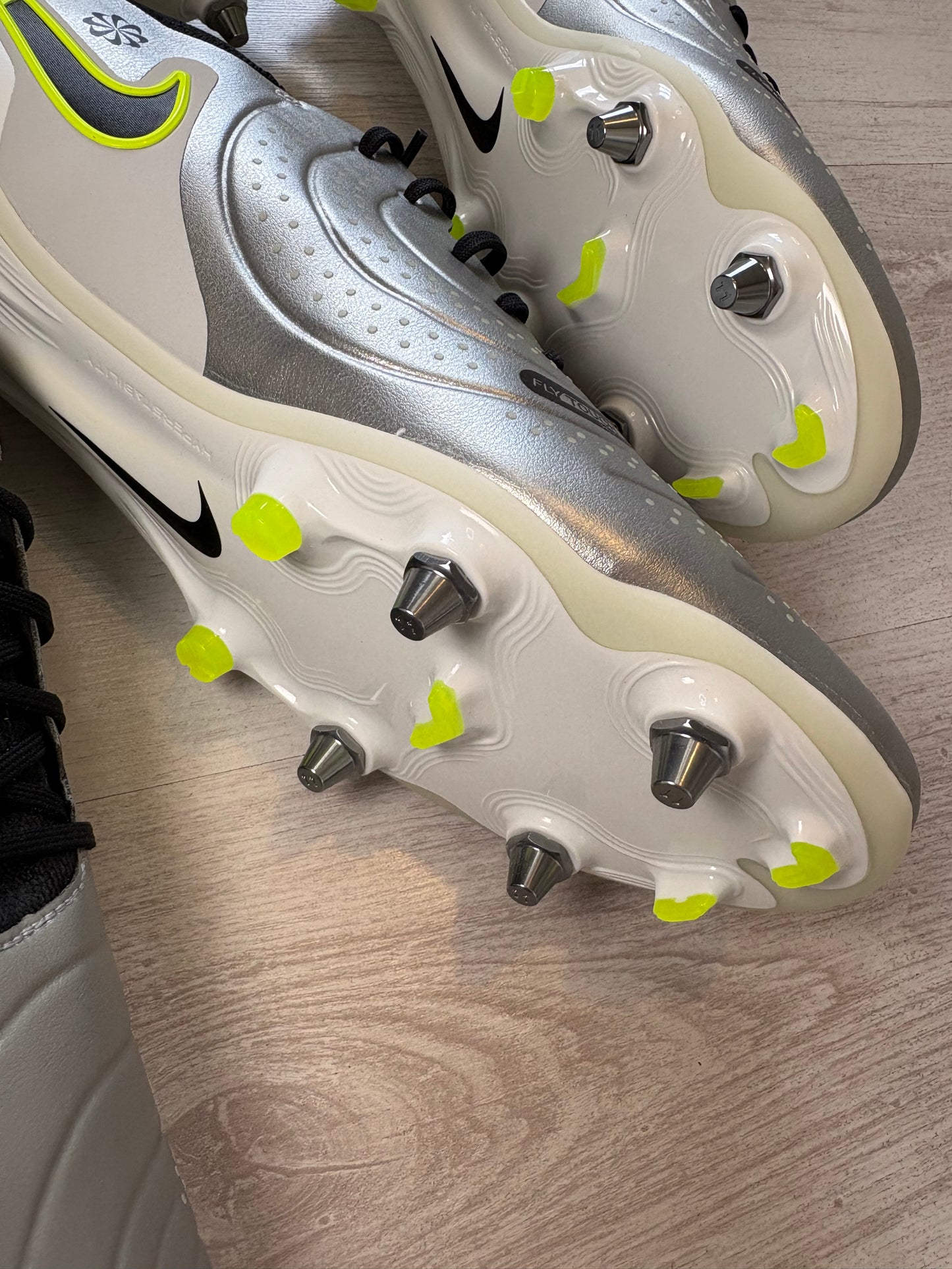 Nike Tiempo Legend X Elite - UK 12/13