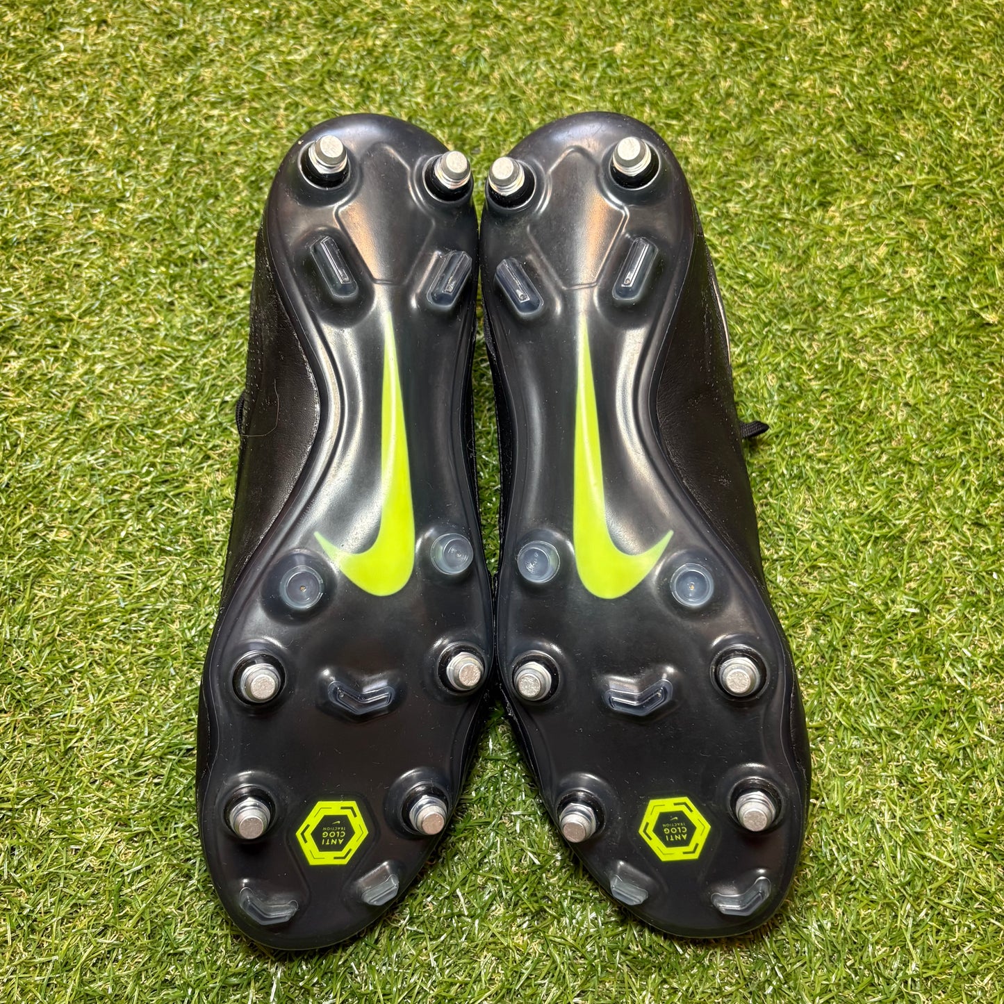 Nike Tiempo Legend 9 Elite SG Pro Anti Clog - UK 8.5